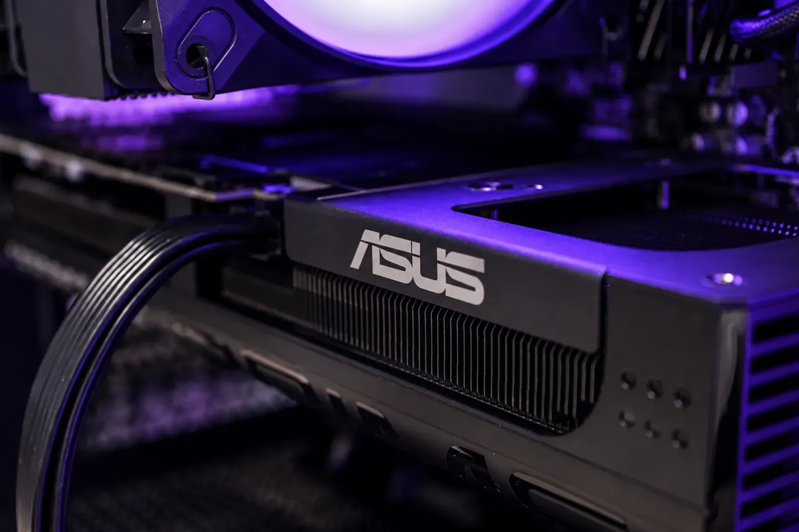 Infinity - RTX 5070 Ti | R7 7800X3D | 32GB - Thumbnail 6
