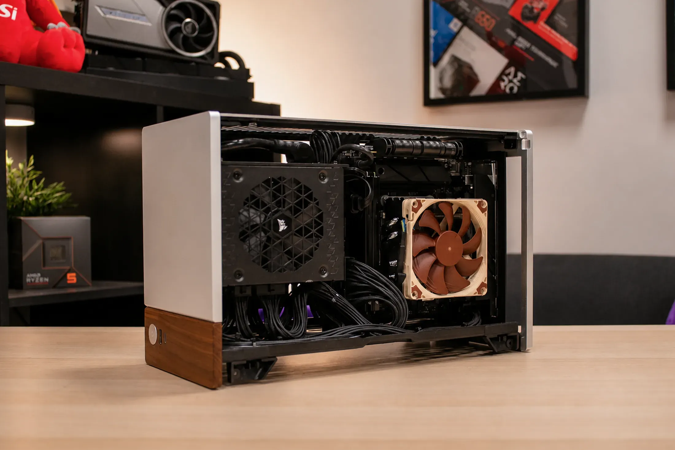 Terra - RTX 5070 | R5 7500F | 32GB - Thumbnail 5