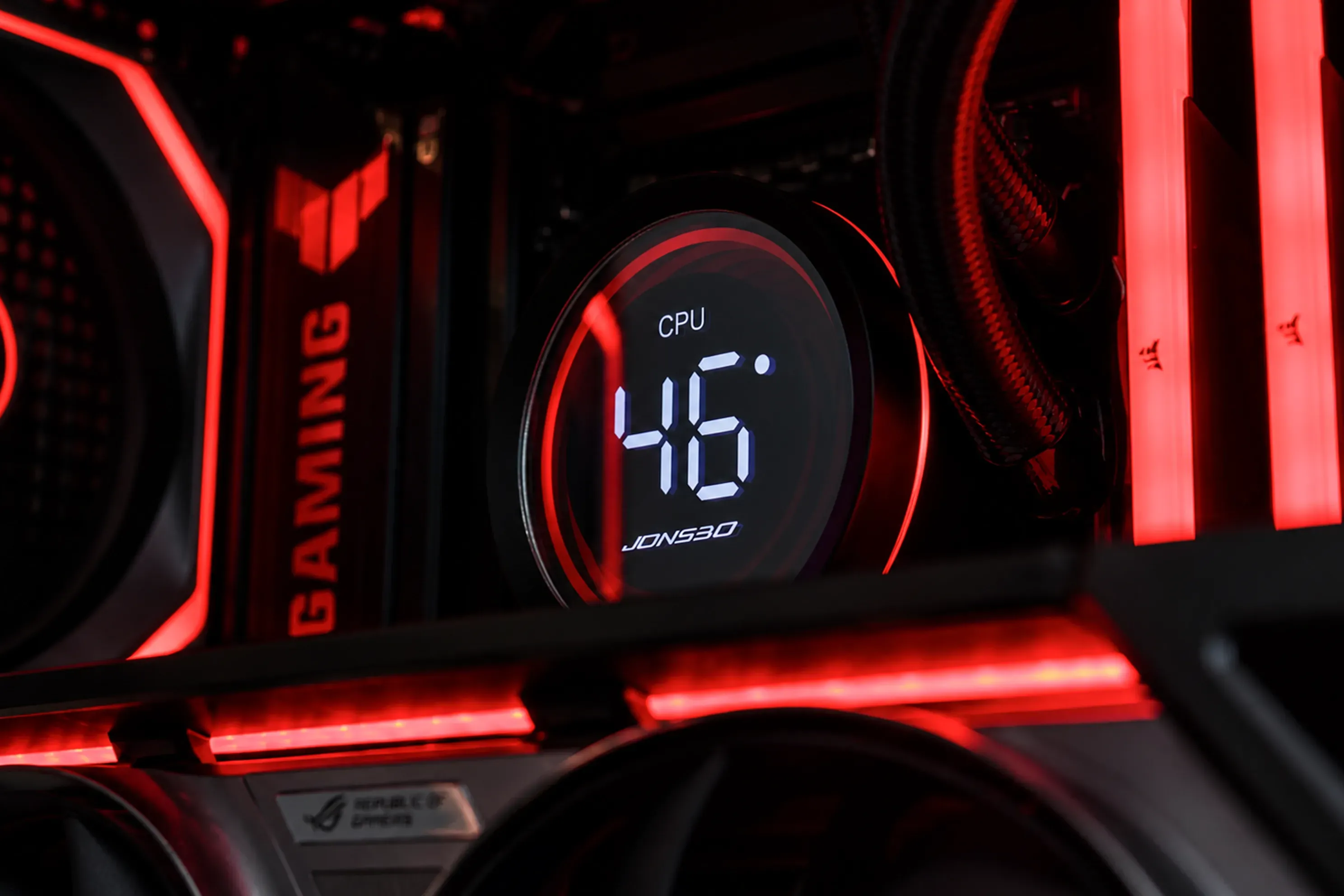 Skylight - RTX 5080 | R7 9800X3D | 32GB - Thumbnail 9