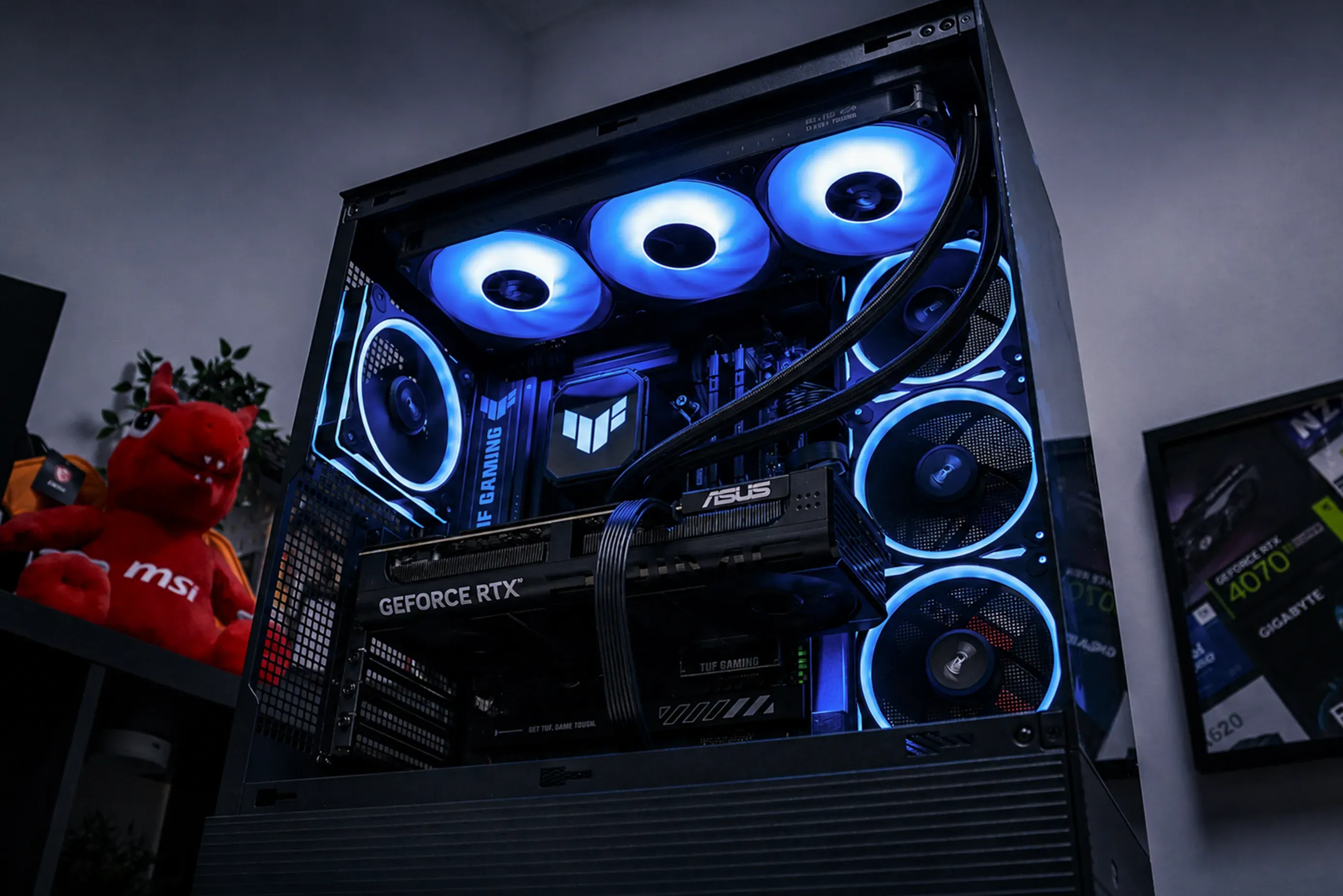 ASUS - NVIDIA RTX 5070 Ti | R7 7800X3D | 32GB - Thumbnail 5