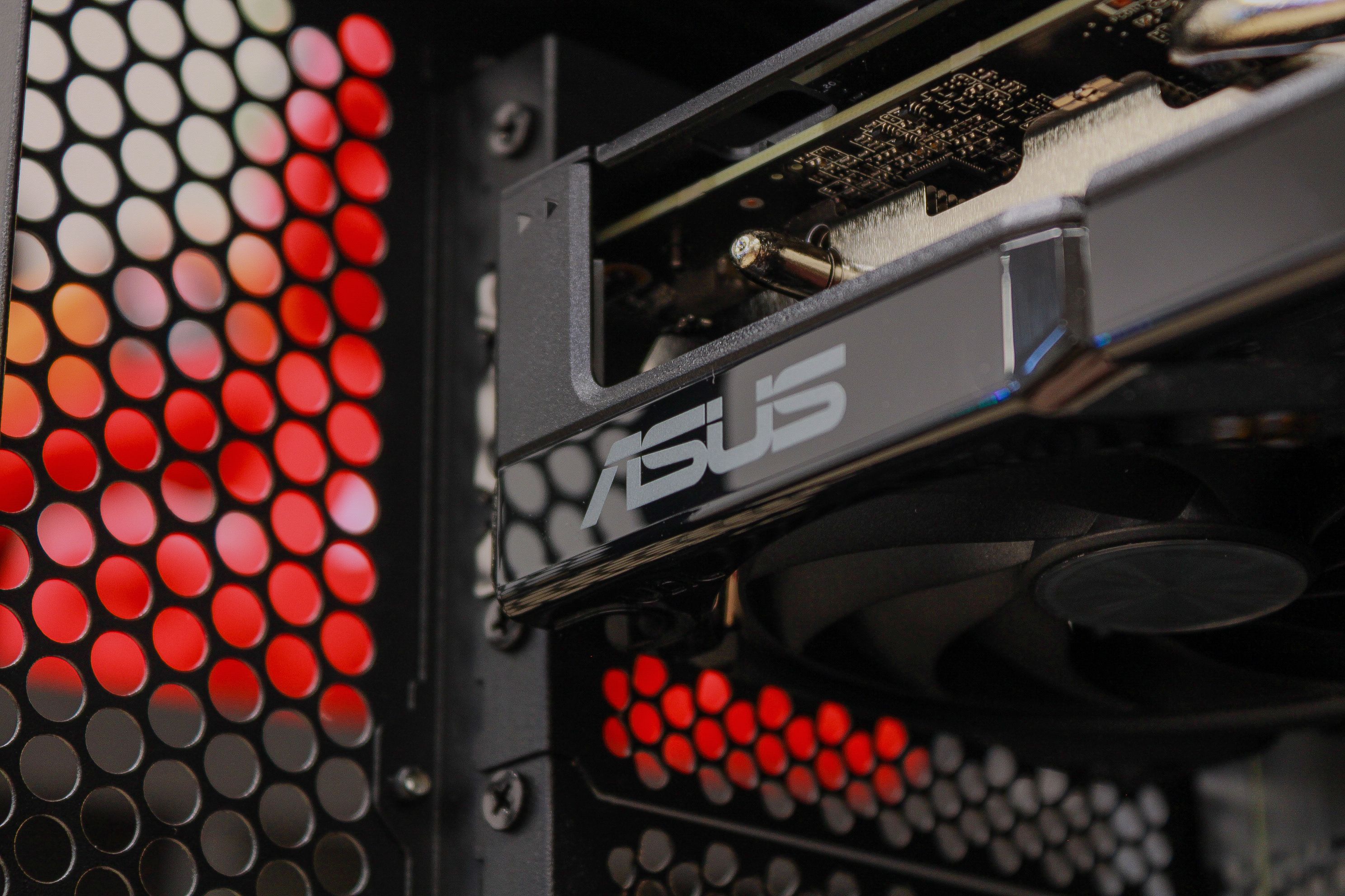 Clarity - RX 9060 XT | R5 7500F | 16GB - Thumbnail 5